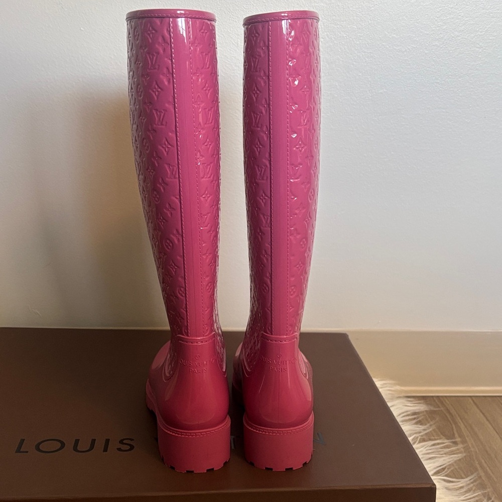 Louis Vuitton Vibrant Pink Rain Boots - Picture 5 of 11